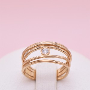 Auksinis žiedas su fianitu 19 mm  
